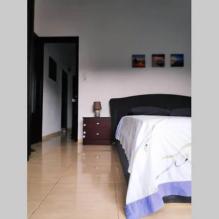 Apartment Iris *